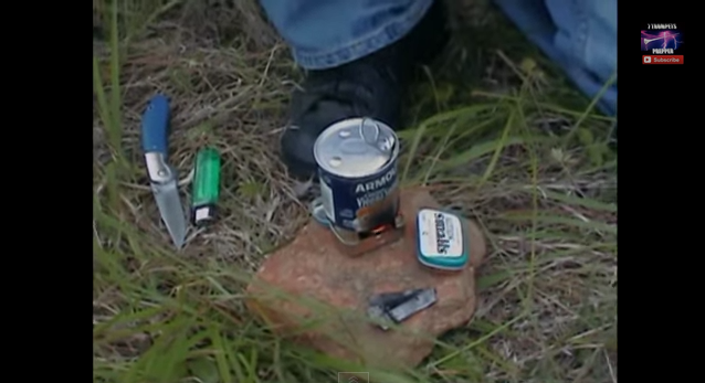 Build A Pocket Stove Out Of An Altoids Can