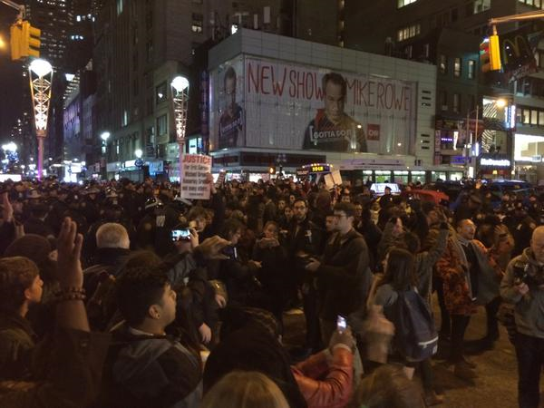 Massive Protest In NYC Over Police Illegal Chokehold Killing Of Eric Garner