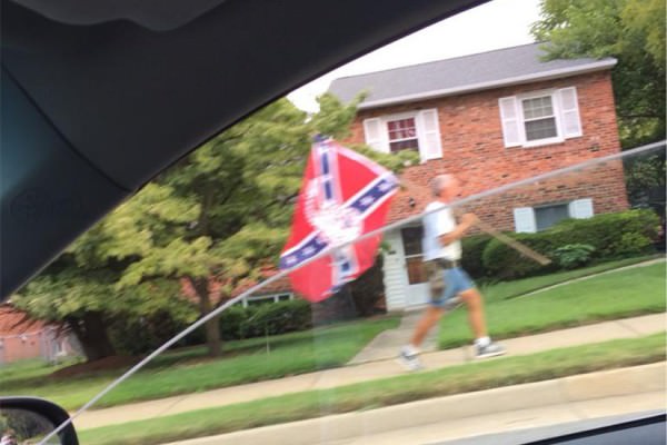 Resident Calls 911 Because A Man Is Walking ‘Very Deliberately’ With Confederate Flag