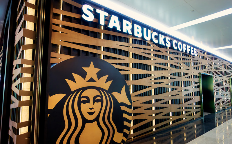 Starbucks Disses Veterans, Only Hiring Migrants