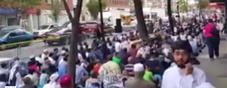 Muslims in Brooklyn Commandeer the Sidewalks to Pray