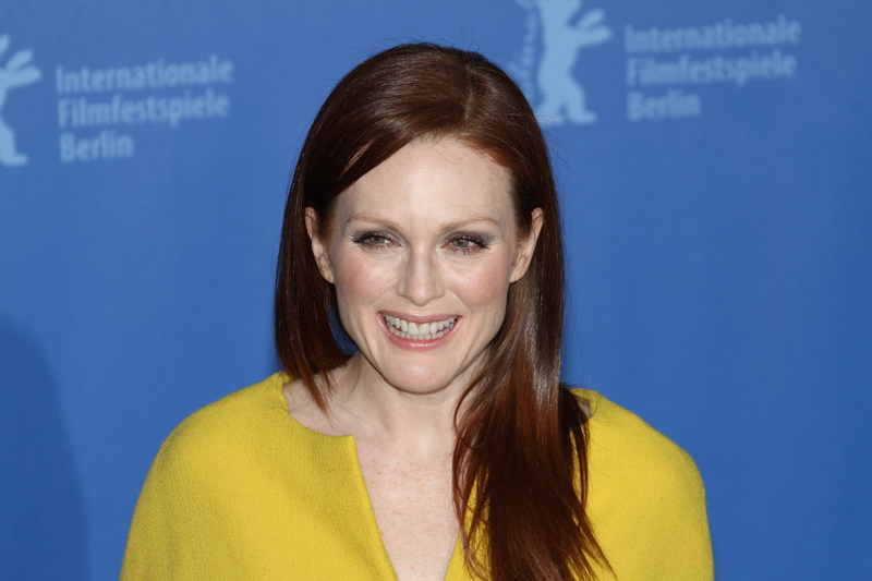 Julianne Moore: Gun Control “is not an Argument About Our Constitution” Because “a Gun is a Machine”