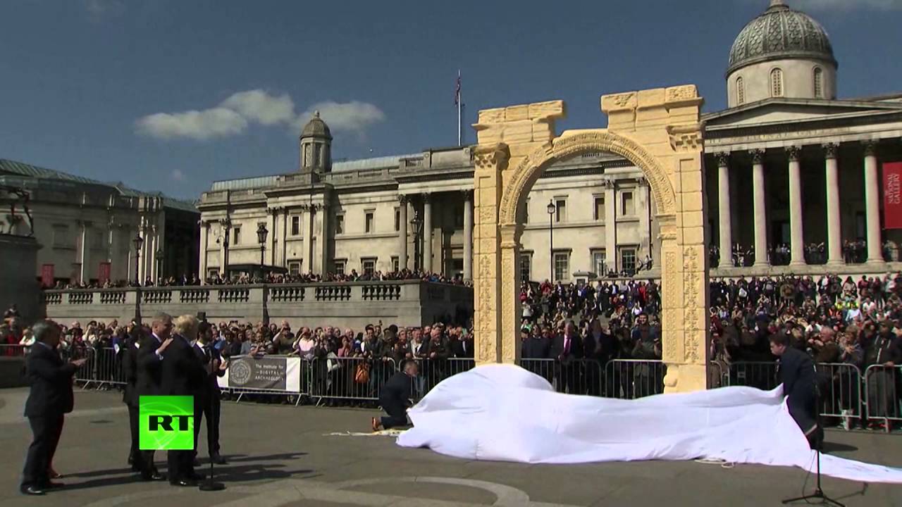 Temple of Baal Arch in London’s Trafalgar Square