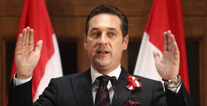 Populist Party Leader Calls on Austria to Ban Islam