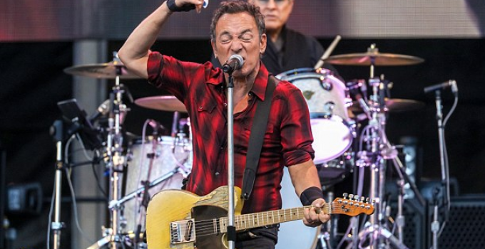 Bruce Springsteen: “We Stand Before You Embarrassed Americans”