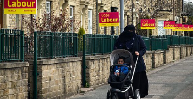 ‘No Whites Allowed After 8 PM’ Graffiti Provide Further Evidence of Muslim “No Go Zones”