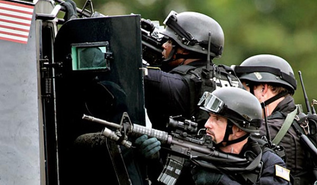 Obama Private Army: Dozens Of Paramilitary Federal SWAT Teams Formed